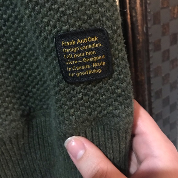 knit green sweater - Picture 5 of 6